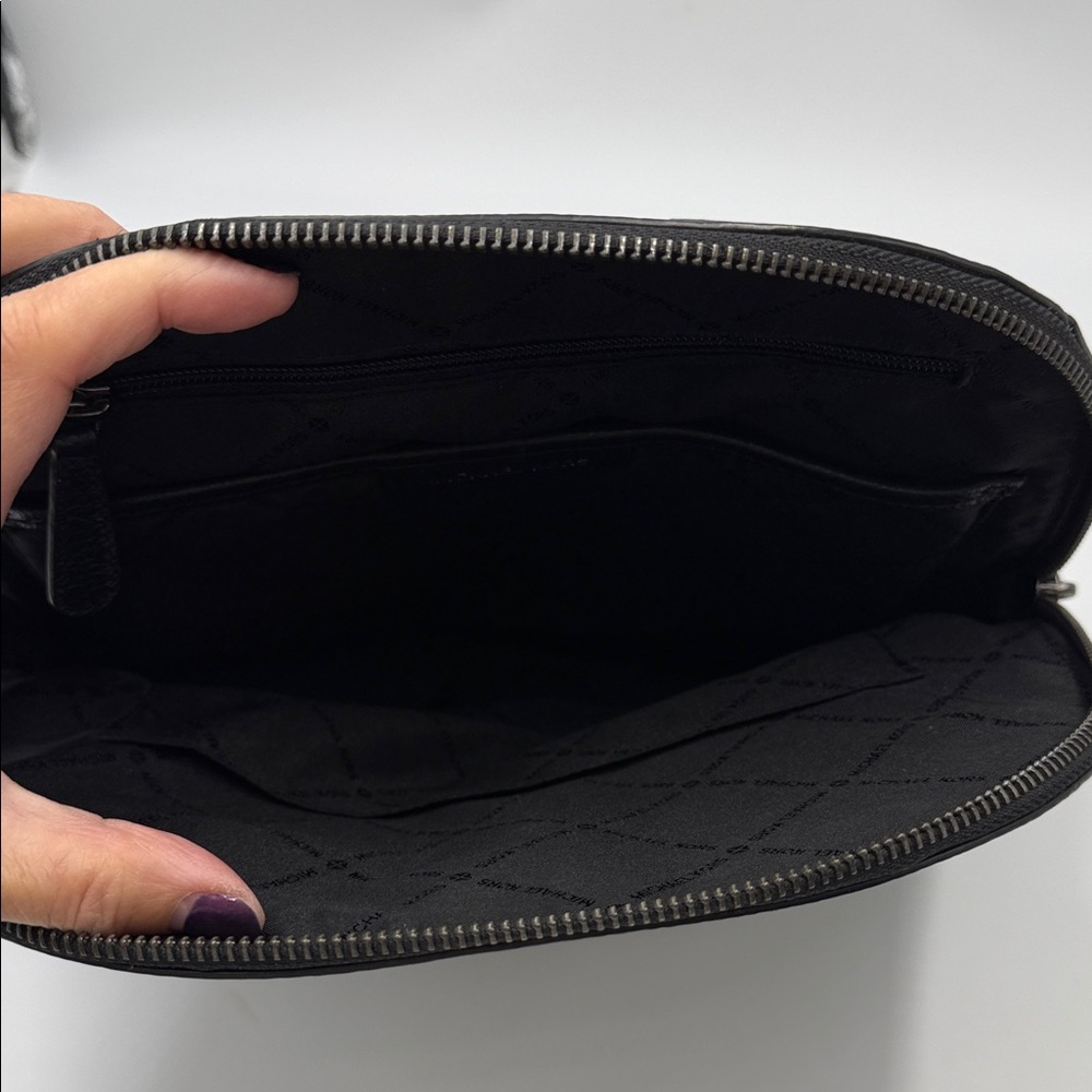 Michael Kors Adele Large
Leather Backpack in
Midnight - Picture 10 of 11